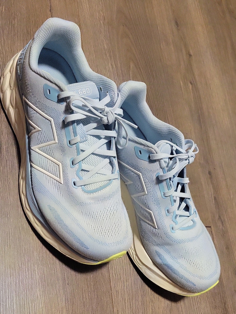 New Balance Women’s 680 Running Shoes - Light Blue with Cream Sole